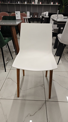Пластиковый стул Кобе серый new из шоурума 1